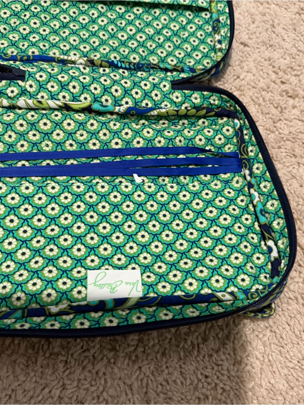 Vera Bradley Bible Case - Picture 4 of 5